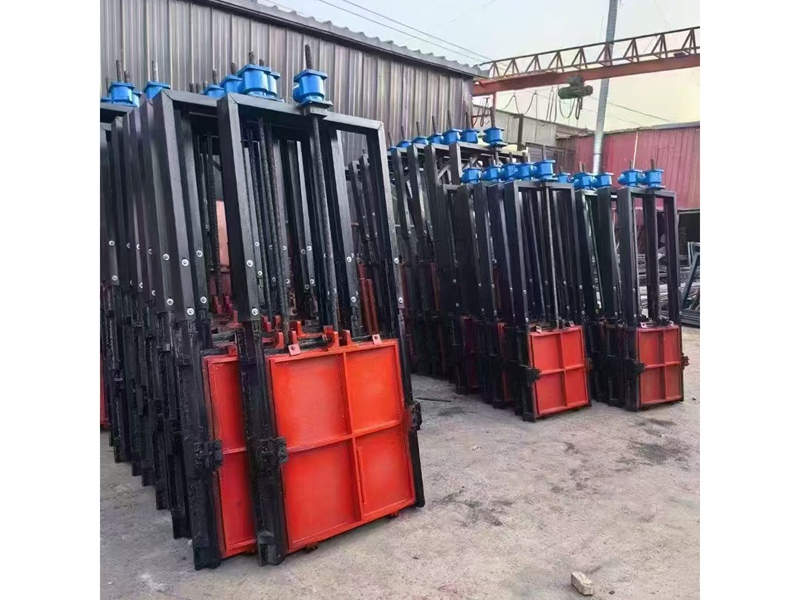 Integrated Screw-Hoist Cast Iron Sluice Gate
